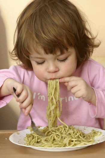 El niño puede decidir la cantidad de comida a digerir 