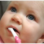 El cepillo de dientes puede usarse a partir del primer año