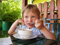 Los horarios en la comida ayudan a mantener el orden en los niños