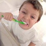 Cuidado: Los niños no deben ingerir la pasta dental