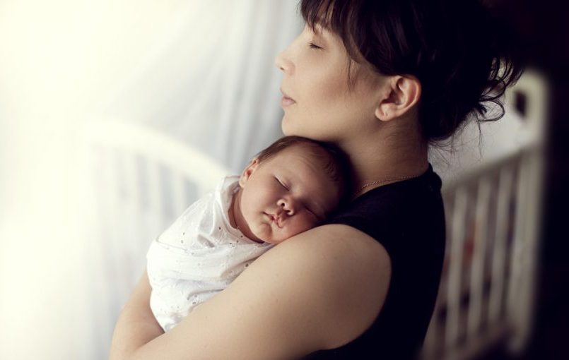 Consejos para saber si el bebé necesita dormir