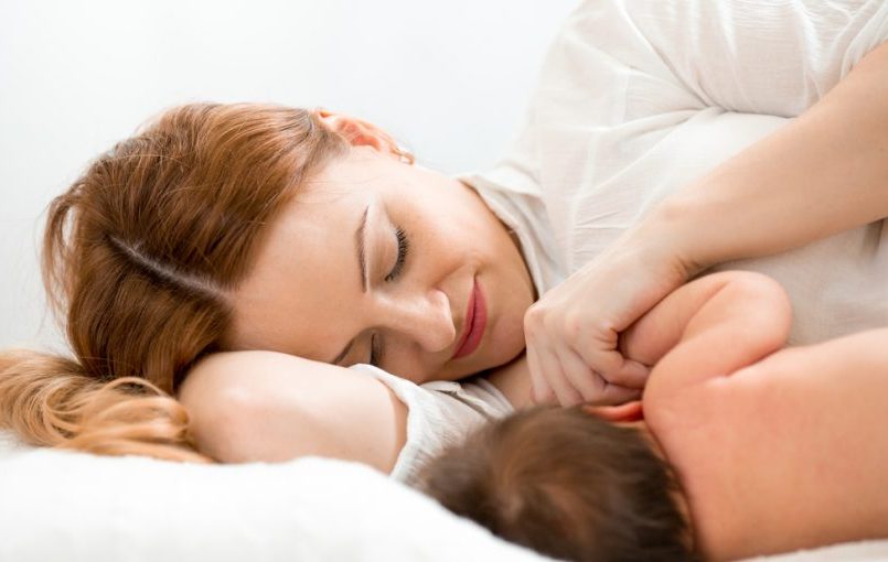 ¿La lactancia materna produce gases?
