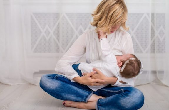 Ventajas e inconvenientes de la lactancia materna