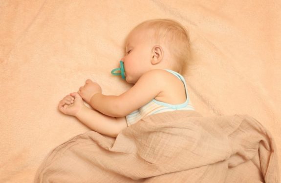 Remedios naturales para aliviar la tos en niños y bebés