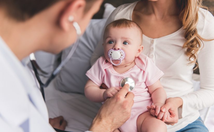 Lo que debes tener en cuenta para elegir el pediatra del bebé