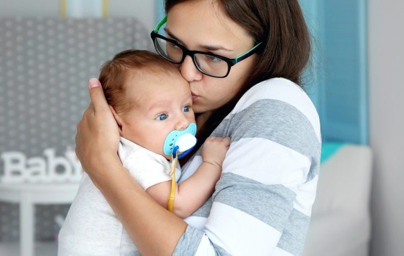 ¿Con cuánta fiebre hay que llevar al bebé a urgencias?