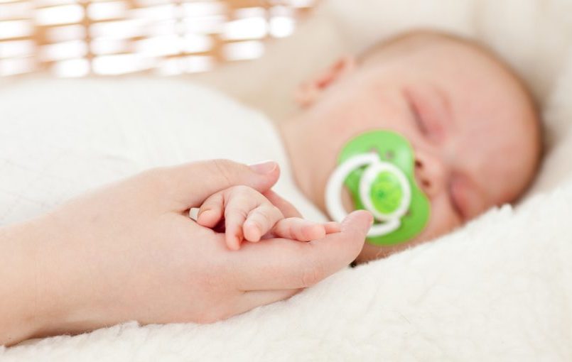 ¿Es peligroso el chupete para los bebés?