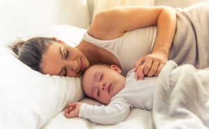 Consejos para la primera noche del bebé en casa
