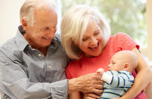 Consejos para dejar al bebé con los abuelos