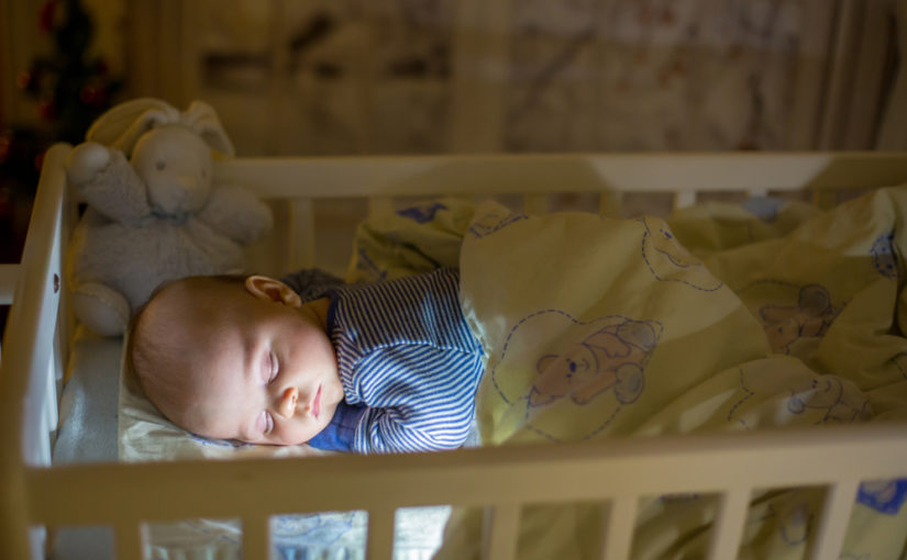 Tips para evitar que el bebé se sobresalte mientras duerme