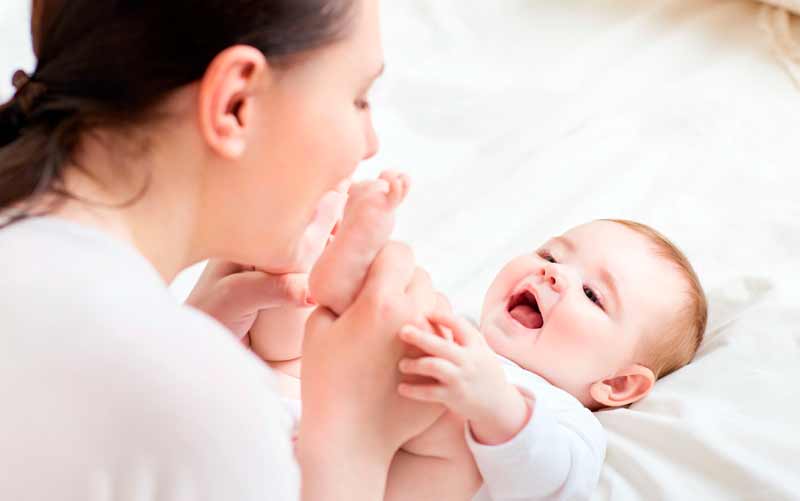 ¿A qué hora del día dar un masaje al bebé?