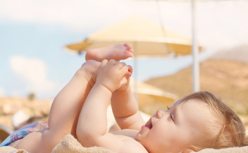 Cómo aliviar las quemaduras de sol en bebés