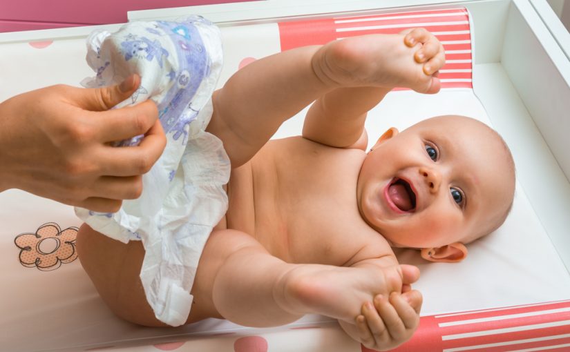 5 señales que indican que el bebé está preparado para dejar el pañal